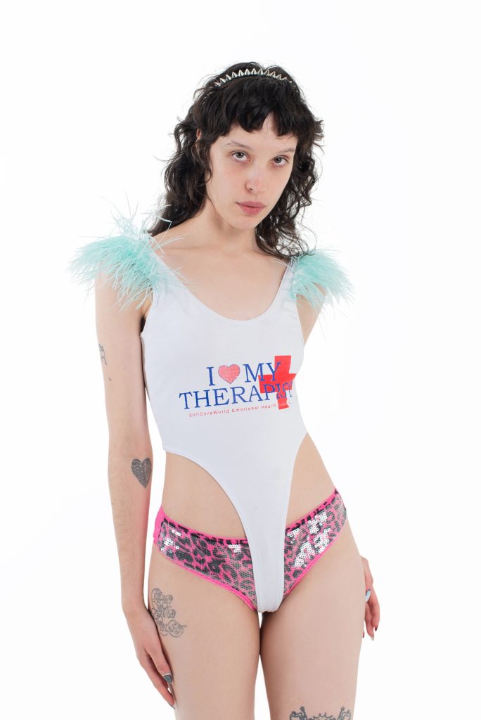 I LOVE MY THERAPIST BODY TANK TOP